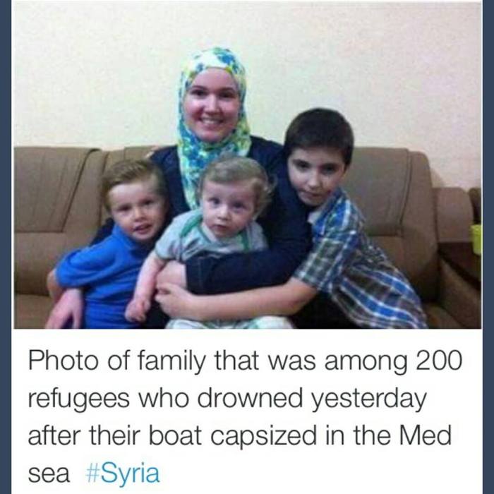 Drowned refugee family